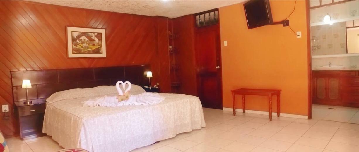 איקיטוס Hotel & Suites La Posada De Lobo מראה חיצוני תמונה